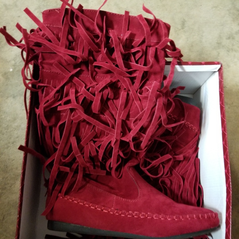 Glaze Fringe Boots